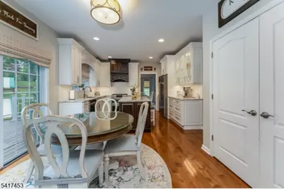 6 Columbine Ct, Raritan Township, NJ 08822 - Photo 8