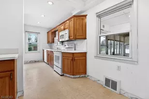 337 Boulevard, Pequannock Township, NJ 07444 - Photo 8