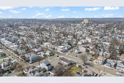 382 S Clinton St, East Orange, NJ 07018 - Photo 14