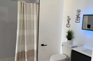 925 E Jersey St, Elizabeth, NJ 07201 - Photo 10