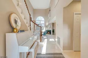 30 Clements Ct, Roseland, NJ 07068 - Photo 4