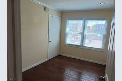 571 Bloomfield Ave, Montclair, NJ 07042 - Photo 10