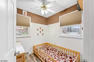 111 N Shore Rd, Byram Township, NJ 07821 - Photo 10