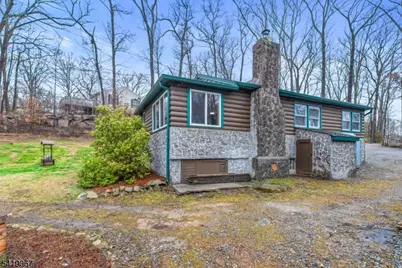 111 N Shore Rd, Byram Township, NJ 07821 - Photo 16