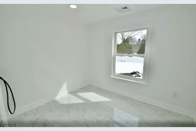 5612 Berkshire Valley Rd, Jefferson Township, NJ 07438 - Photo 16