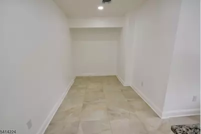 5612 Berkshire Valley Rd, Jefferson Township, NJ 07438 - Photo 8