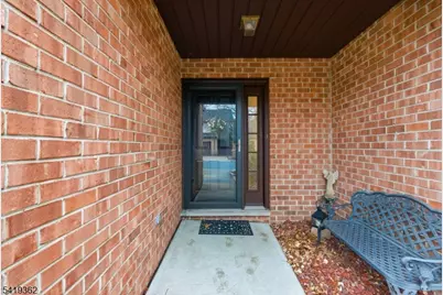 10 Betty Ct, Lebanon, NJ 08833 - Photo 4