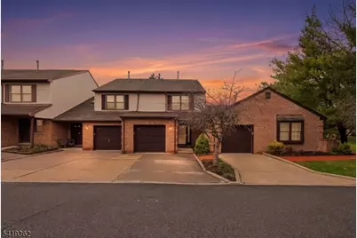 10 Betty Ct, Lebanon, NJ 08833 - Photo 2