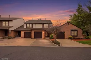 10 Betty Ct, Lebanon, NJ 08833 - Photo 2