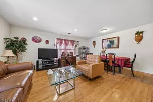 165 S Clinton St, East Orange, NJ 07018 - Photo 4