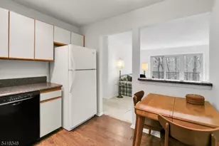 347 Penns Way, Bernards Township, NJ 07920 - Photo 10