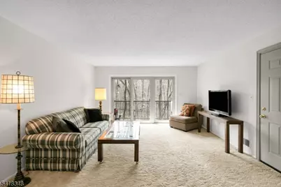 347 Penns Way, Bernards Township, NJ 07920 - Photo 4