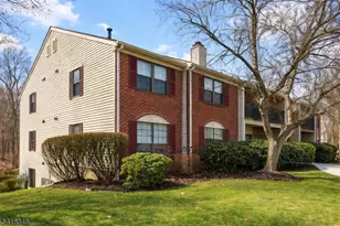 347 Penns Way, Bernards Township, NJ 07920 - Photo 2