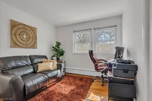 49 Laguna Dr, Wayne, NJ 07470 - Photo 18