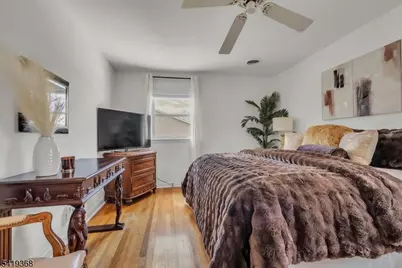 49 Laguna Dr, Wayne, NJ 07470 - Photo 14