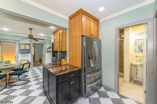 530 Up Mountain Ave, Montclair, NJ 07043 - Photo 20