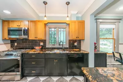 530 Up Mountain Avenue, Montclair, NJ 07043 - Photo 18