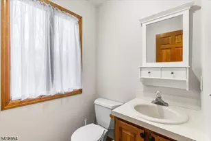 36 Westbury Dr, Sparta Township, NJ 07871 - Photo 22