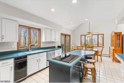 36 Westbury Dr, Sparta Township, NJ 07871 - Photo 16