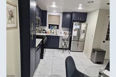 95 Farragut Rd, North Plainfield, NJ 07062 - Photo 14