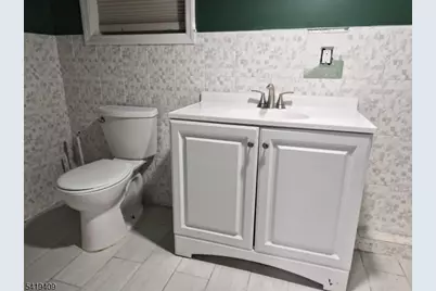 95 Farragut Rd, North Plainfield, NJ 07062 - Photo 12