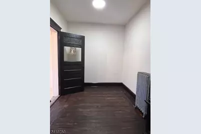 154 Spring St, Orange, NJ 07050 - Photo 8