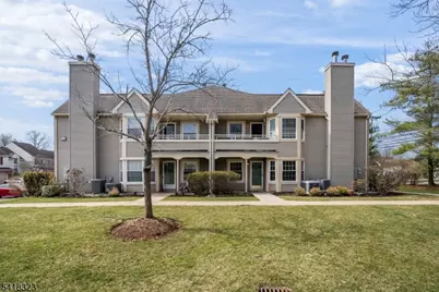 809 Porter Way, Bridgewater, NJ 08807 - Photo 2