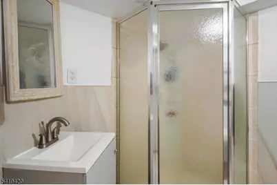 134 Burgess Pl, Passaic, NJ 07055 - Photo 26