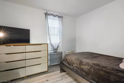 134 Burgess Pl, Passaic, NJ 07055 - Photo 30