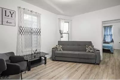 134 Burgess Pl, Passaic, NJ 07055 - Photo 32