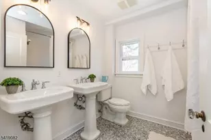 227 Grove St, Montclair, NJ 07042 - Photo 30