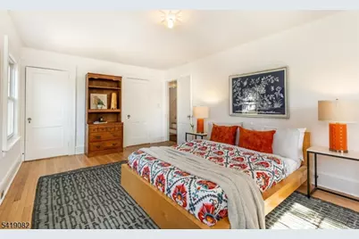 227 Grove St, Montclair, NJ 07042 - Photo 26