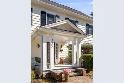 227 Grove St, Montclair, NJ 07042 - Photo 2