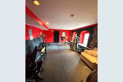 55 Westervelt Ave, Hawthorne, NJ 07506 - Photo 4