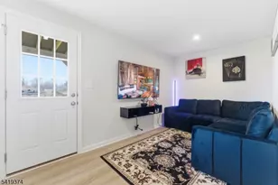 6 Limestone Blvd, Washington Township, NJ 07882 - Photo 8