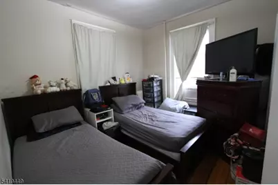 309 Monroe St, Carlstadt, NJ 07072 - Photo 14