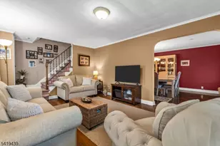 40 Highfield Ln, Nutley, NJ 07110 - Photo 4