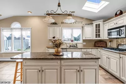 40 Highfield Ln, Nutley, NJ 07110 - Photo 14