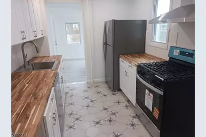 540 Liberty St, Orange, NJ 07050 - Photo 6