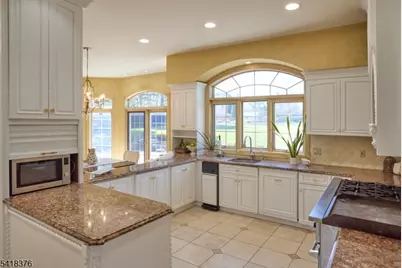 15 Michelle Way, Montville Township, NJ 07058 - Photo 4