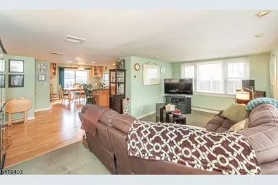 77 Eldora Rd, Parsippany, NJ 07054 - Photo 2