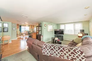 77 Eldora Rd, Parsippany, NJ 07054 - Photo 2