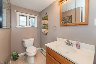 77 Eldora Rd, Parsippany, NJ 07054 - Photo 10