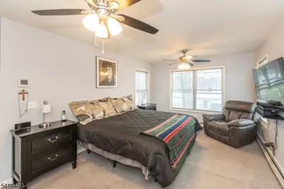 77 Eldora Rd, Parsippany, NJ 07054 - Photo 14