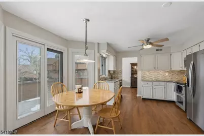 9 Klara Ct, Madison, NJ 07940 - Photo 6