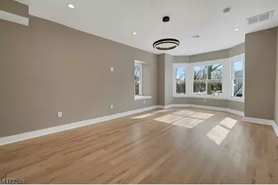 49 Park Ave #2, Madison, NJ 07940 - Photo 6