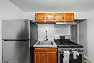 458 Fairview Ave, Orange, NJ 07050 - Photo 24