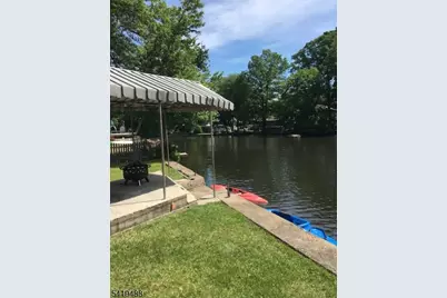 20 Seneca Trl, Denville, NJ 07834 - Photo 18