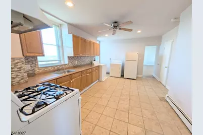 239 Union Blvd, Totowa, NJ 07512 - Photo 2