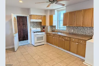 239 Union Blvd, Totowa, NJ 07512 - Photo 8